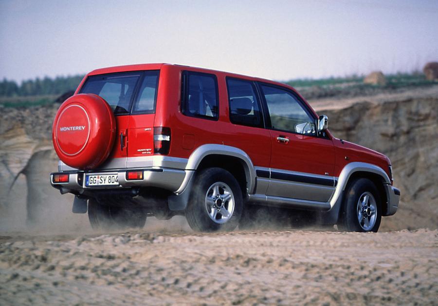  Opel Monterey DTI 16V RS 1998 года  (фото 10 из 24)